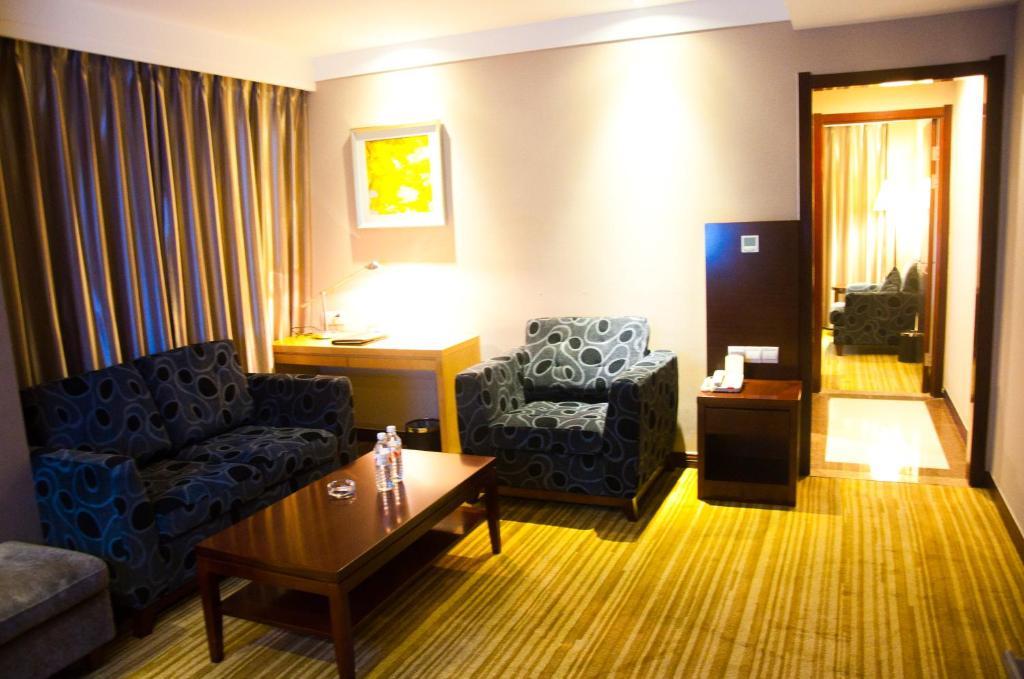 Inner Mongolia Lixin International Hotel Hohhot Room photo